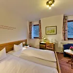 Szálloda & Restaurant Krone 3*