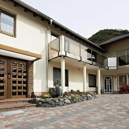 & Restaurant Krone Hotel Kestert