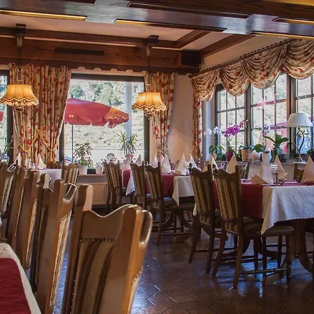 Szálloda & Restaurant Krone