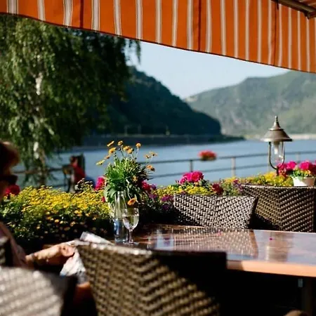 & Restaurant Krone Отель