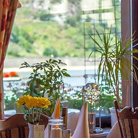 & Restaurant Krone Отель Kestert