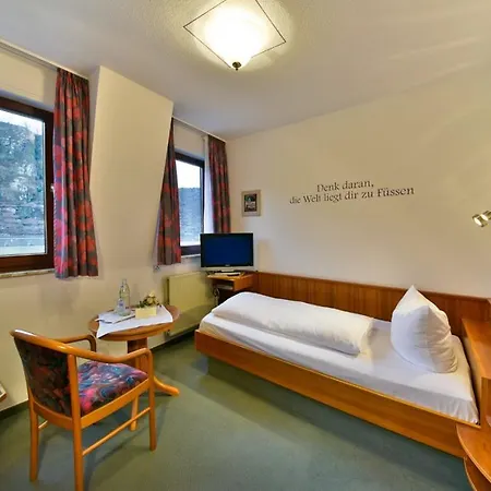Hotell & Restaurant Krone 3*