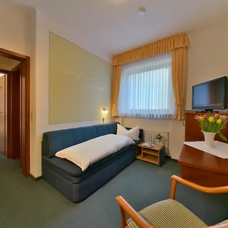 & Restaurant Krone Hotel