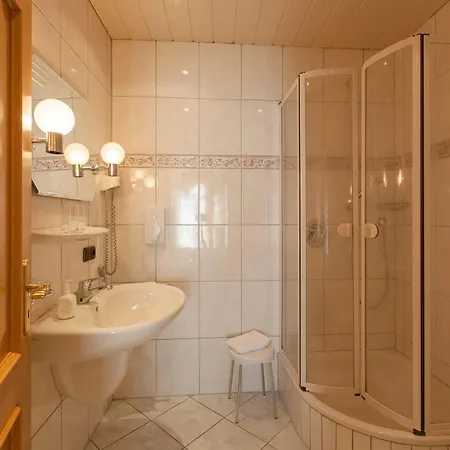 & Restaurant Krone Hotel 3*