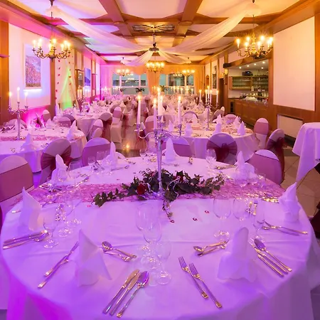 & Restaurant Krone Hotel Kestert